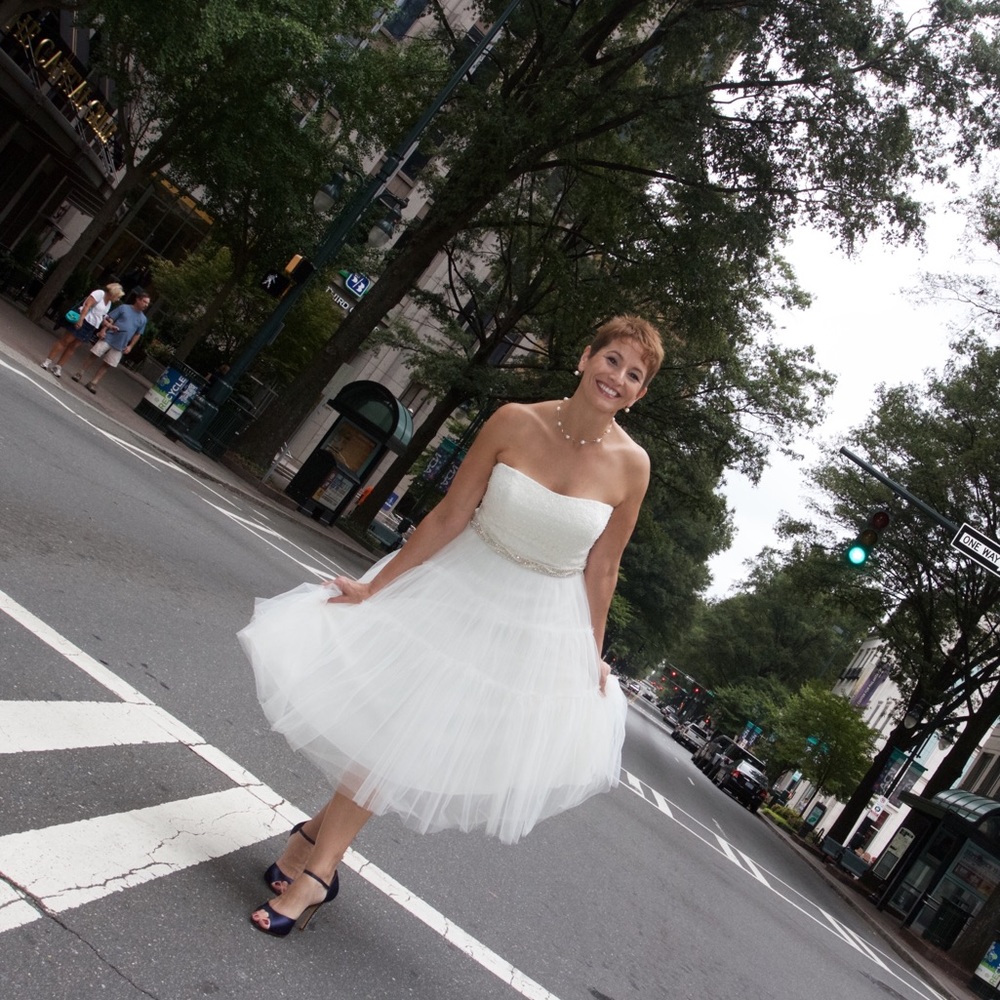 Galina tea length gown w tulle skirt sz 10
